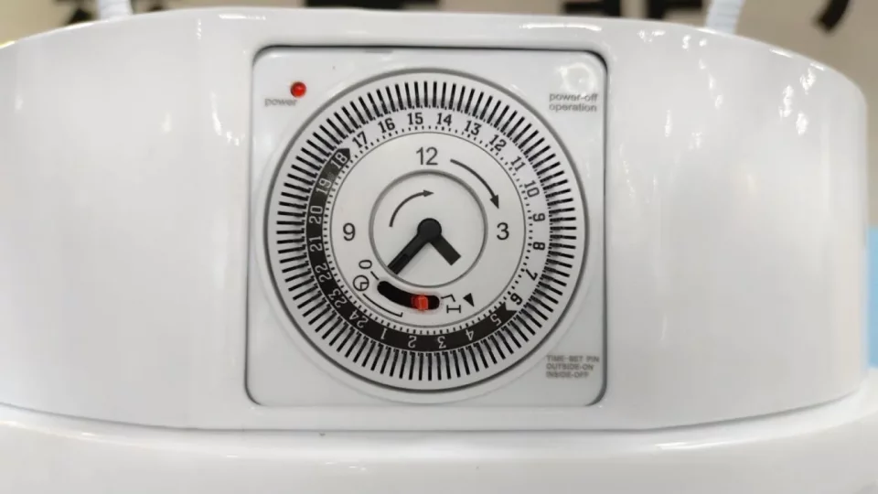 LYINE 12P Vertical Hydroponic Tower System (180–240 Plants)